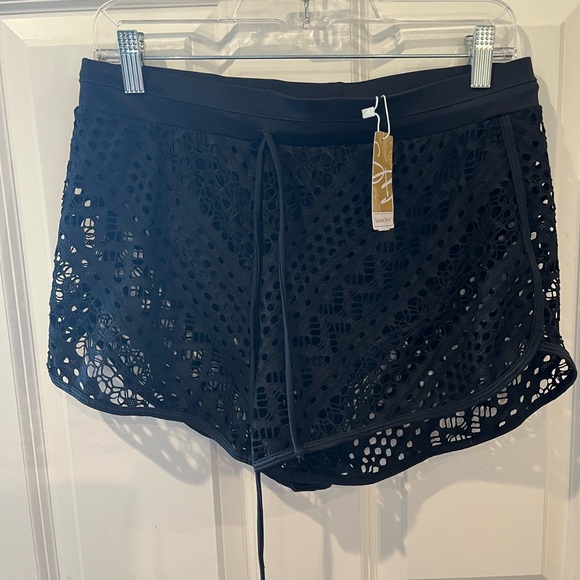 Suzanne Betro Other - Suzanne Betro NWT Black Swim shorts Size Large